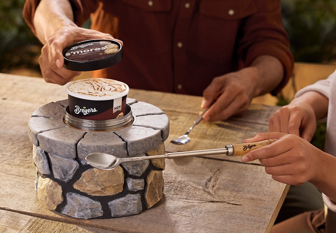Breyers® Campfire Collection S'mores