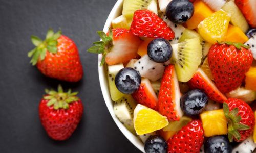 5 Cara Membuat Salad Buah yang Menarik untuk Buka Puasa Penuh Semangat