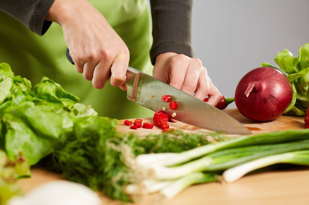 Mengapa Pisau Dapur Memiliki Bentuk Beragam? Ternyata Inilah Berbagai Fungsinya!