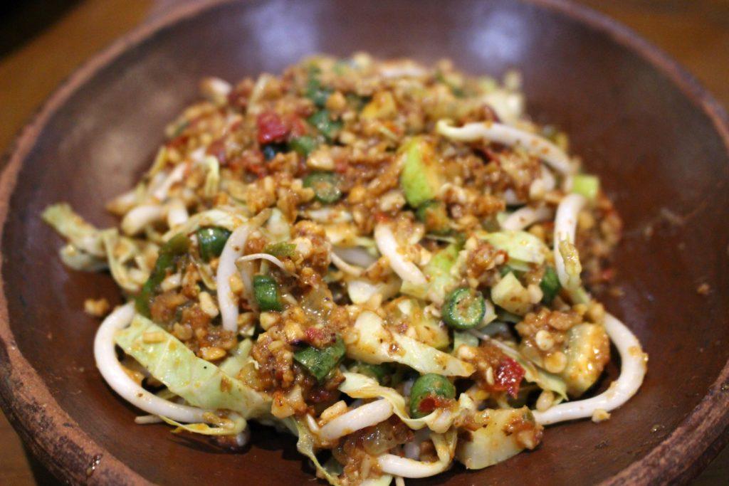 Berlimpah Bumbu Kacang, Apa Bedanya Pecel, Gado-Gado, dan Karedok?