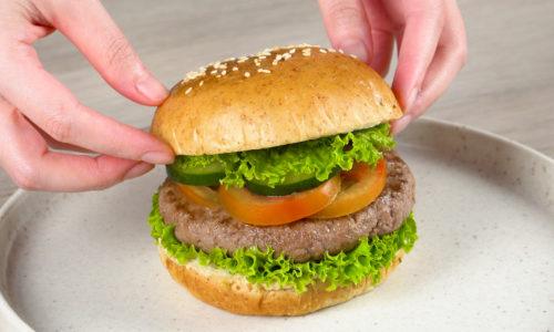 Yuk, Olah Daging Burger Menjadi 5 Sajian Kreatif Ini!