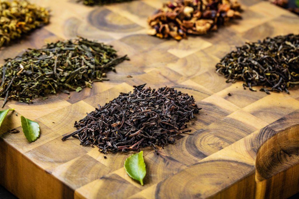 Yuk, Kenalan dengan Karakter Teh Hijau dan Jenis Teh Lainnya!