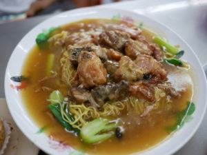 5 Kuliner Khas Makassar yang Jadi Teman Ketupat Lebaran