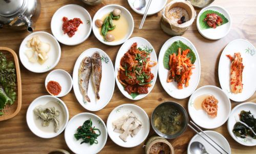 6 Kebiasaan Makan Orang Korea Selatan yang Bisa Ditiru