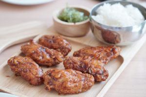 6 Kebiasaan Makan Orang Korea Selatan yang Bisa Ditiru