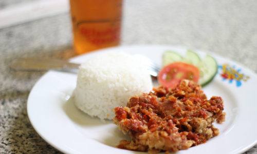 5 Tips Masak Ayam Goreng Kekinian Khas Artis