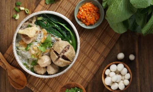 10 Variasi Resep Bakso Rumahan Favorit, Kenyal dan Lezat