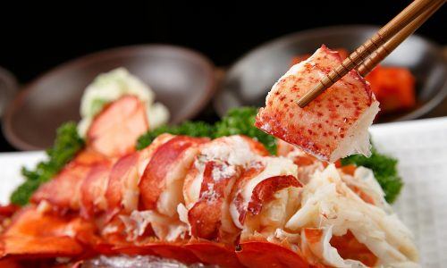 Siapa Bilang Sulit? Yuk, Ketahui Kiat-Kiat Mudah Masak Lobster di Rumah!