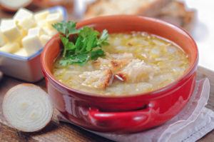 4 Cara Terlezat Memasak Bawang Bombay