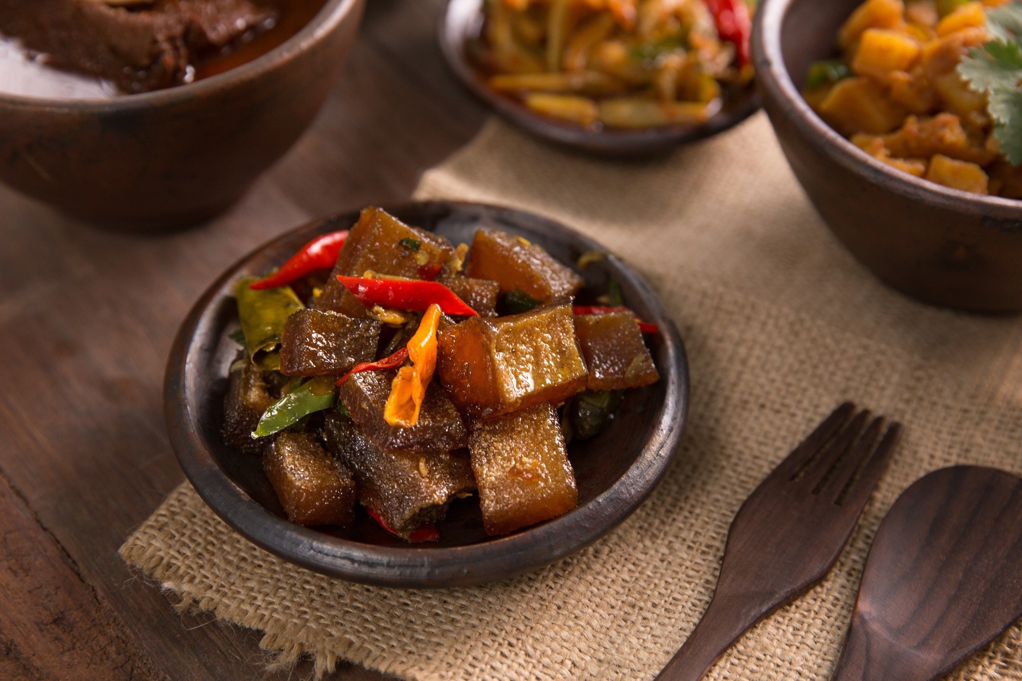 8 Olahan Kikil Empuk dan Lezat, Ditumis, Bumbu Pedas, hingga Berkuah