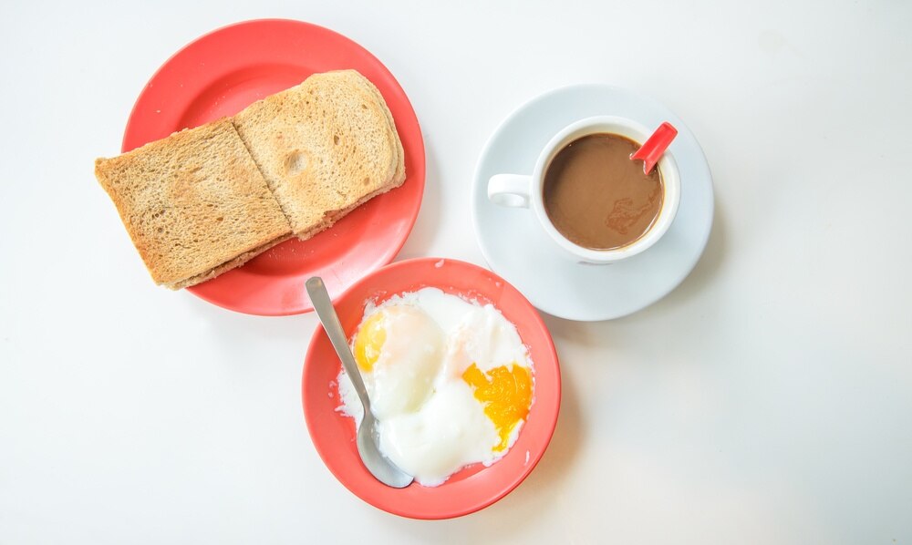 4 Ide Masakan yang Lezat Dipadukan dengan Telur Setengah Matang