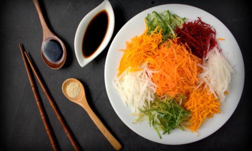 Yee Sang, Makanan Khas Imlek yang Kini Semakin Populer