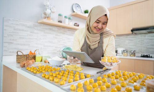 5 Tips Mengatasi Badan Lemas Saat Berpuasa di Bulan Ramadan