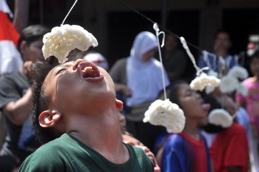 Tips Jadi Tuan Rumah Hebat Saat Jamuan Makan Lebaran