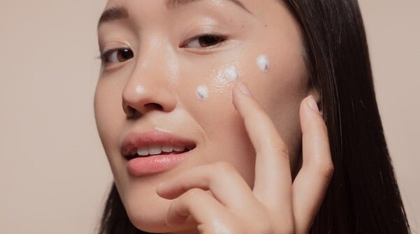 Glass Skin Is Trending Again—Here's How To Get It In 5 Easy Steps