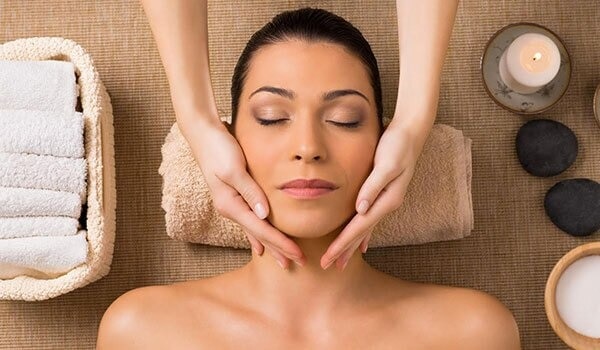 Why You Need To Try The Beautysutra Ritual At The Lakmé Absolute Salon