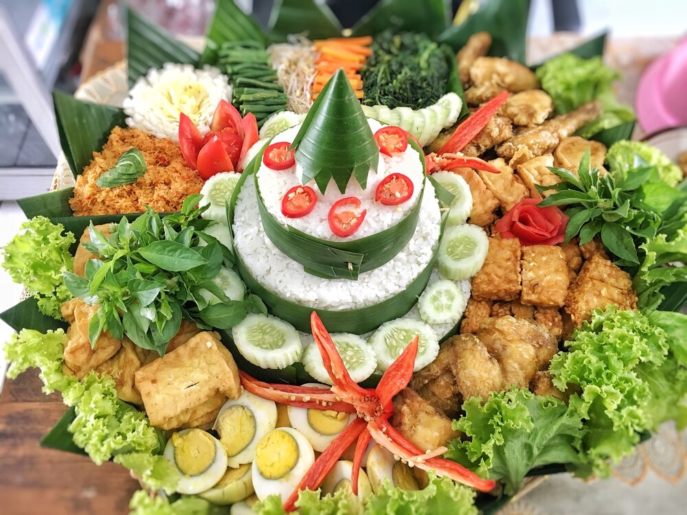 Cara Membuat Hiasan Tumpeng 17 Agustus Kreatif dan Menarik