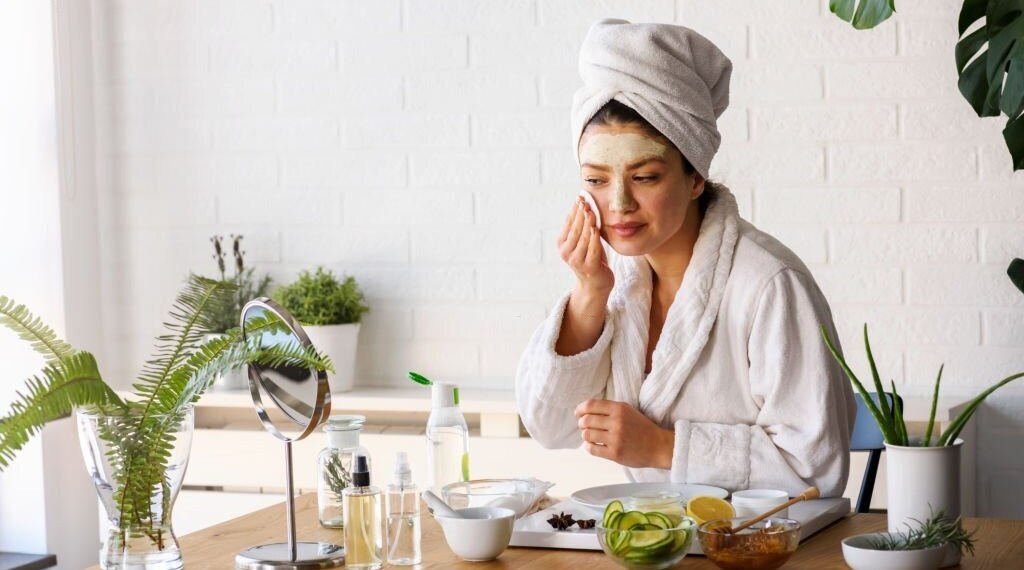 7 Best Professional Facials For Glowing Skin