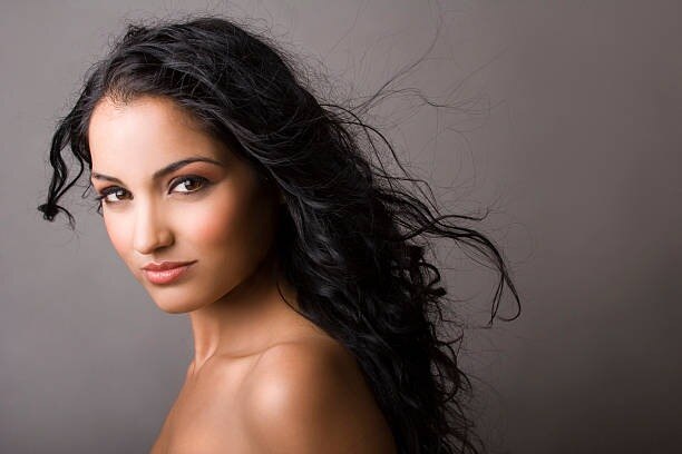 How To Give Your Cheeks That Natural Blush Look