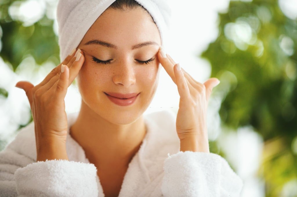FAQs about Retinol Serums: Top Picks and How to Apply Correctly