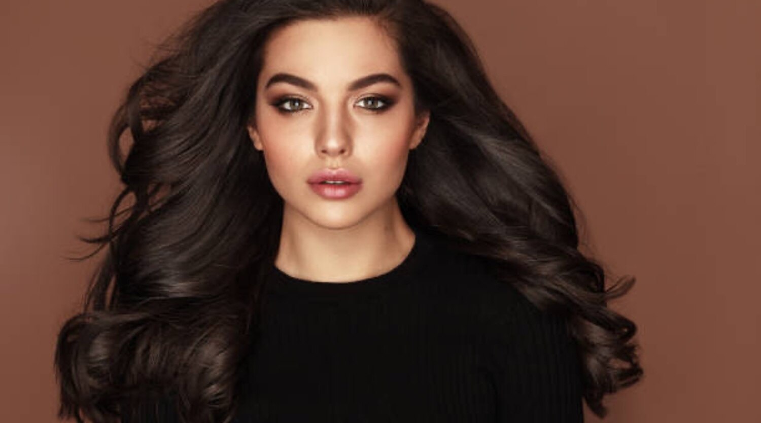 Soft Glam Makeup Look: Step-By-Step Guide