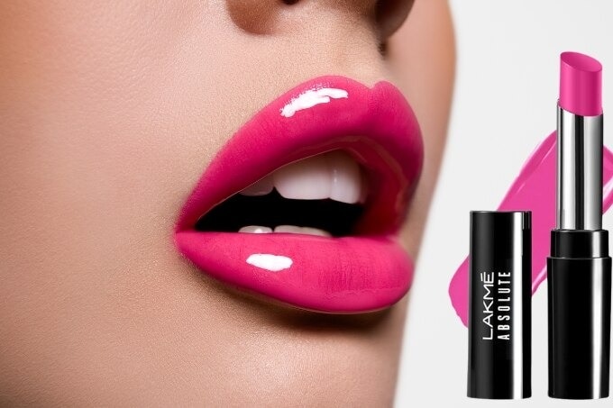 5. The Return of Gloss: Lustrous Lips Make a Comeback