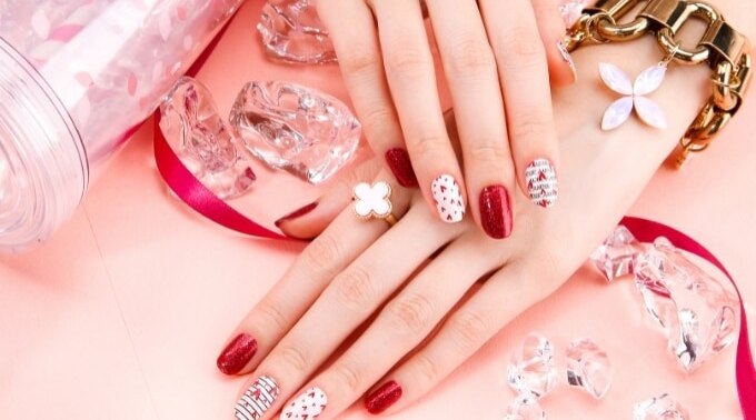 Simple Nail Art Designs To Try In 2024