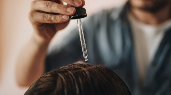 Get the Most Out of Hair Oil: How to Use a Hair Oil Applicator