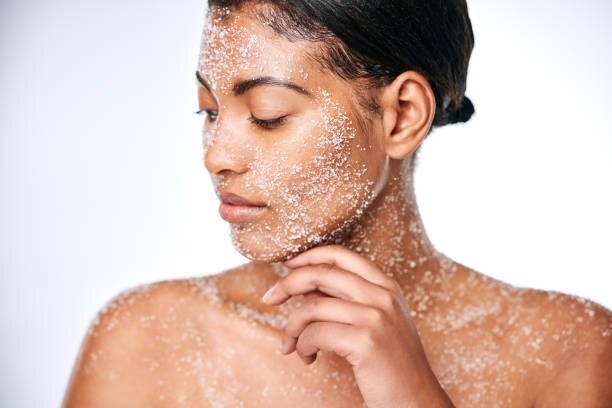 Ways to Incorporate Vitamin E Capsules into Your Skincare Routine