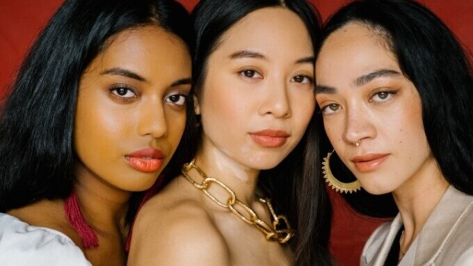 FAQs on Highlighter Makeup