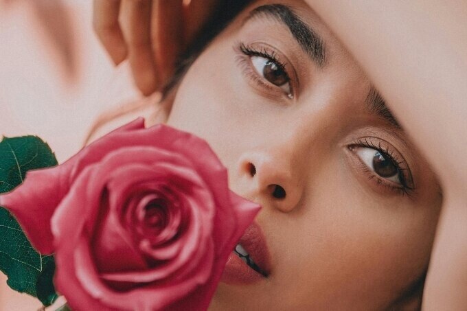 FAQs about Nude Makeup Looks