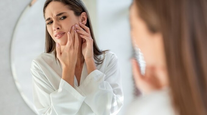 Ultimate Skincare Guide For Acne-Prone Skin
