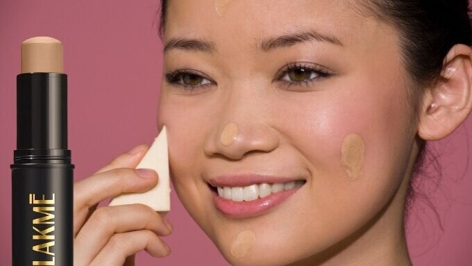 7. Nude Lips