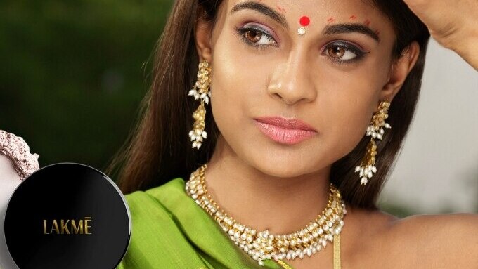 7. Nude Lips