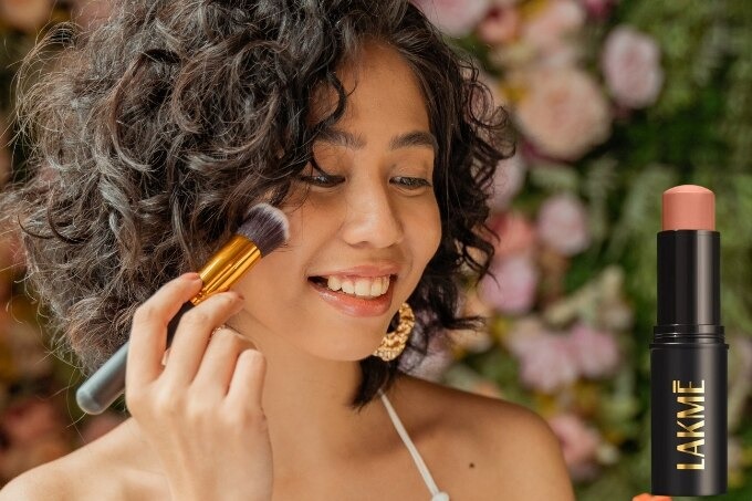 7. Nude Lips