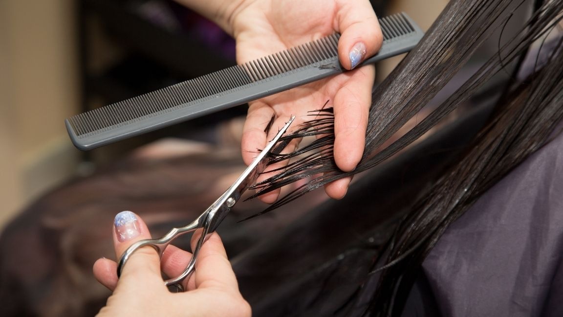 Image of Layer Cut for Long Hair Is Trending: 30 Hairstyles Everyone’s Obsessed With