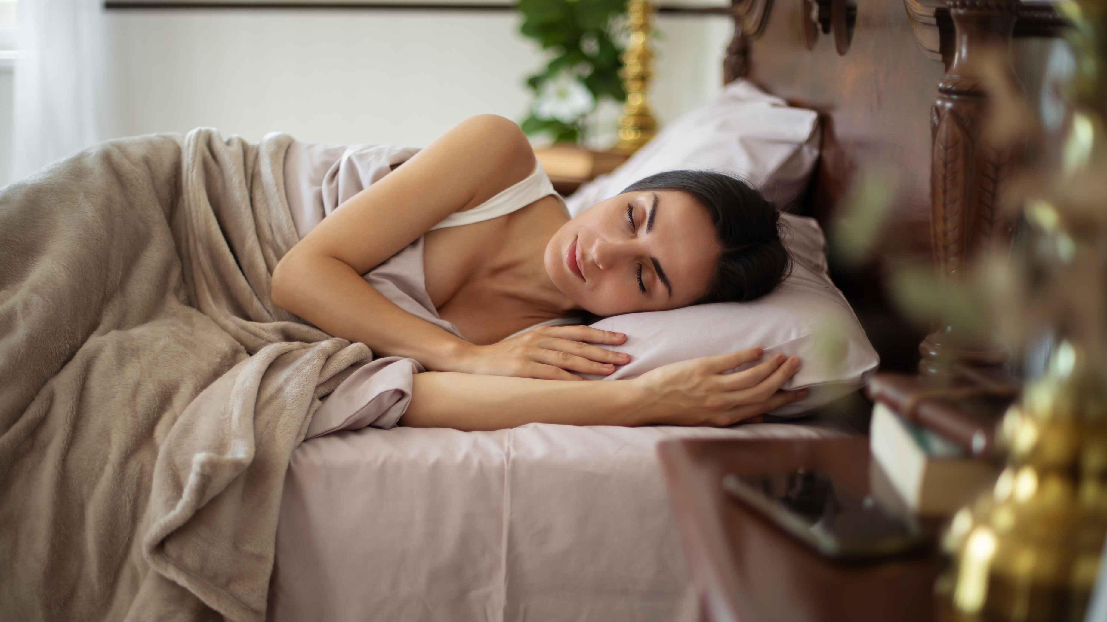 Night Hair Care Routine: Beauty Sleep for Your Hair