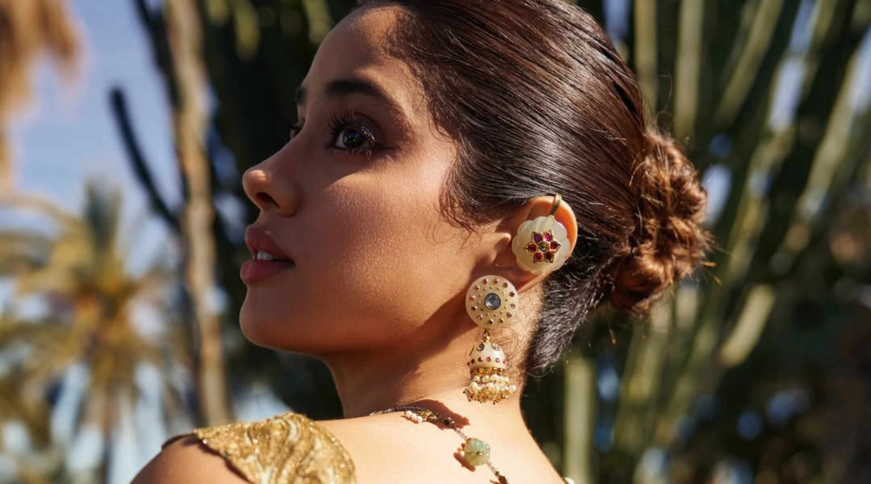 Messy Bun Hairstyle: 20 Trending Looks for All Hair Types and Lengths