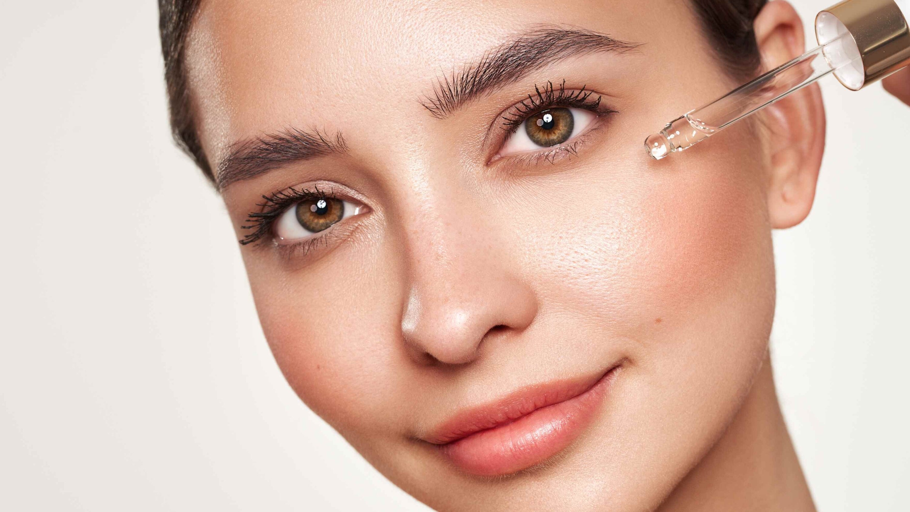 Treats Melasma