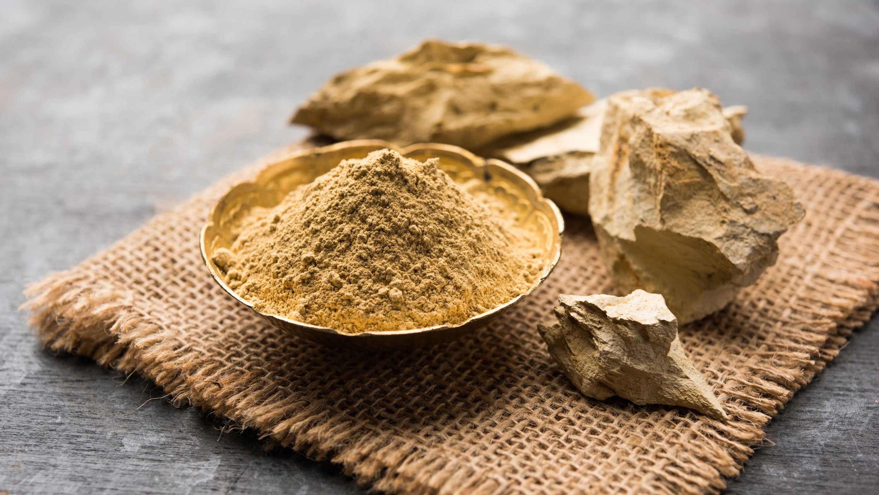 Multani Mitti Face Pack for Glowing Skin: Benefits, Uses & DIY Recipes