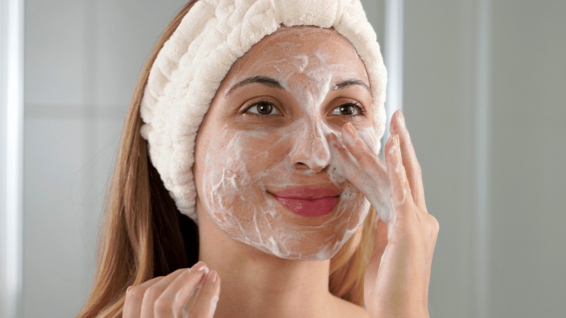 Aloe Vera Face Wash: Benefits And How It Works