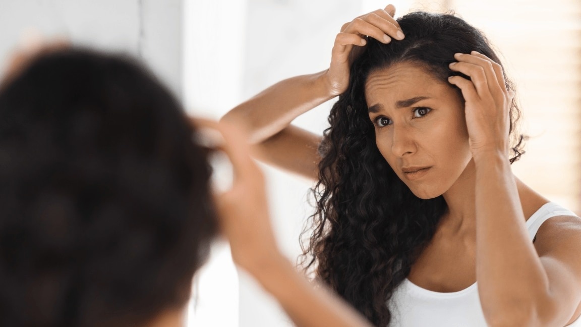 How To Use Baking Soda to Get Rid Of Dandruff