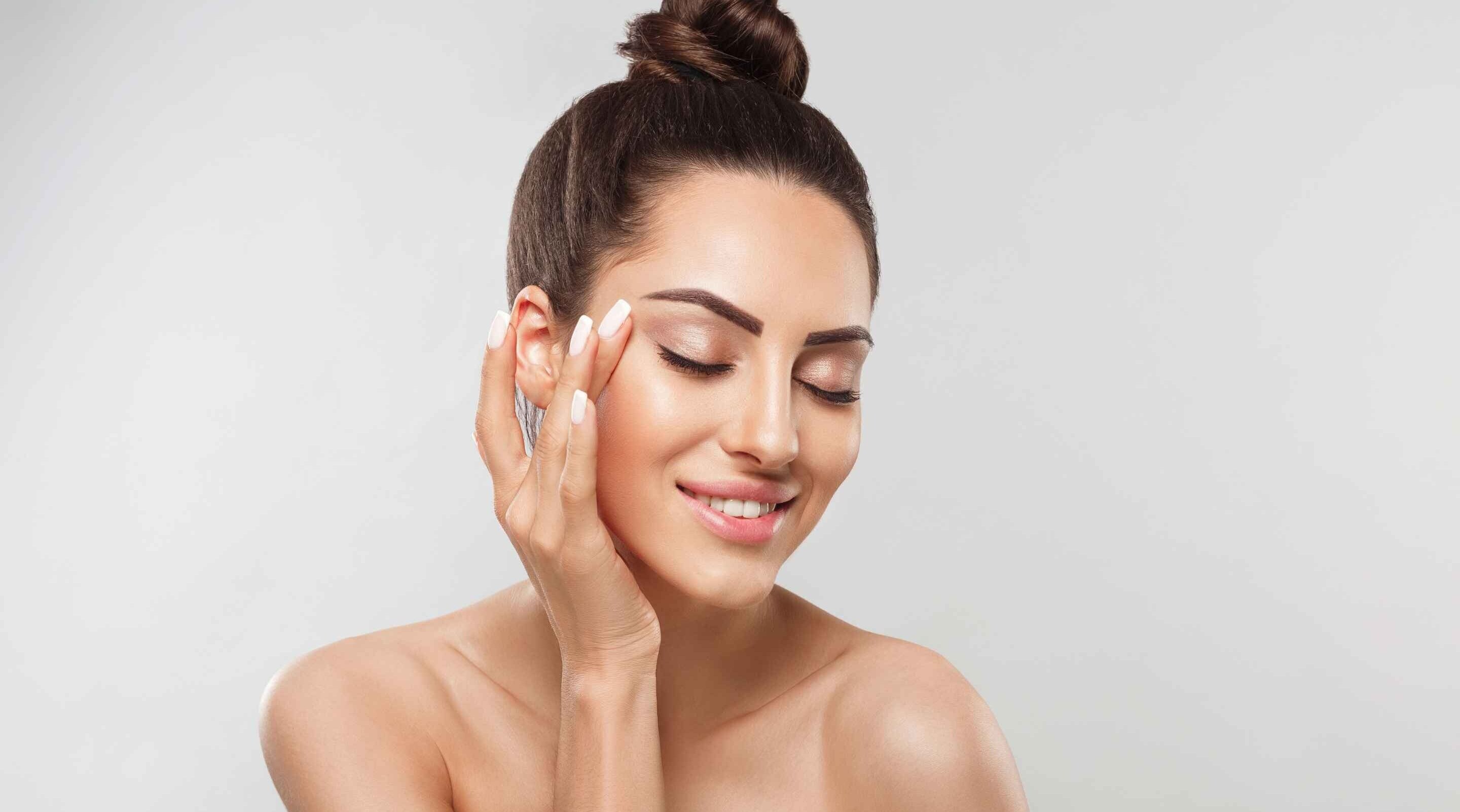 Clueless About Face Bleach? Get All The Dope Here!