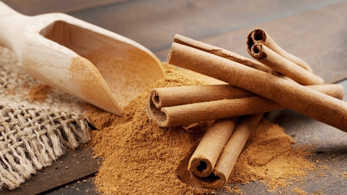 7 Amazing Ways Cinnamon Benefits The Skin