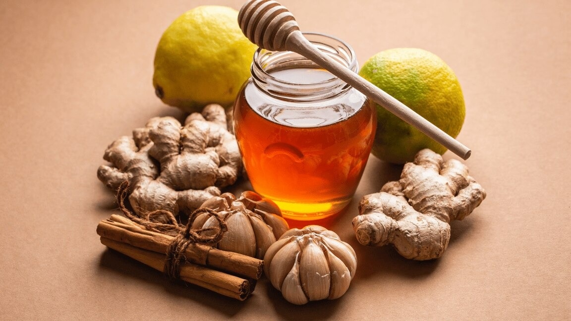 7 Easy And Effective Home Remedies For Glowing Skin