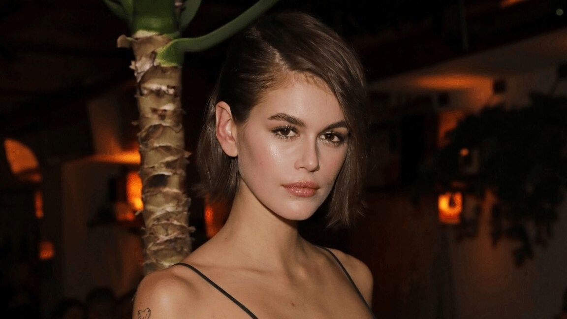 Image of Trendy Short Haircuts For Women: 10 Best styles
