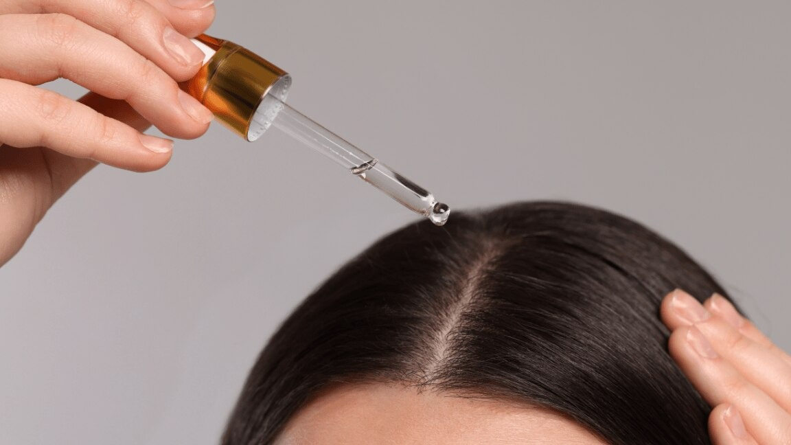 Rosemary Oil: Why Everyone’s Obsessed with Its Hair Growth Benefits
