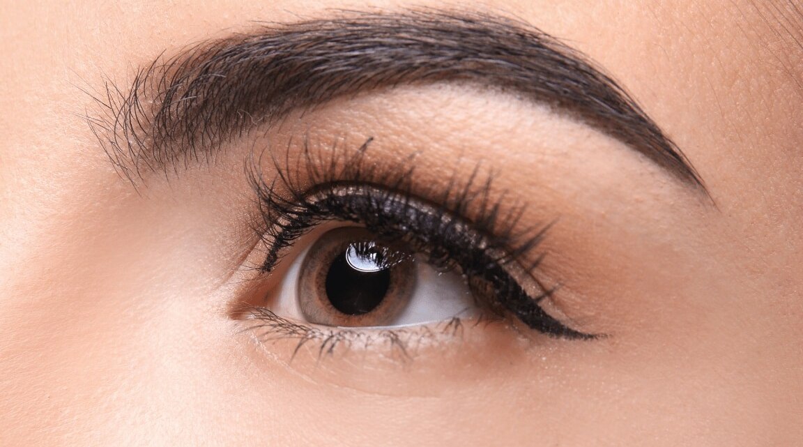 How to Fix a Dried Eyeliner : Easy Hacks to Revive it