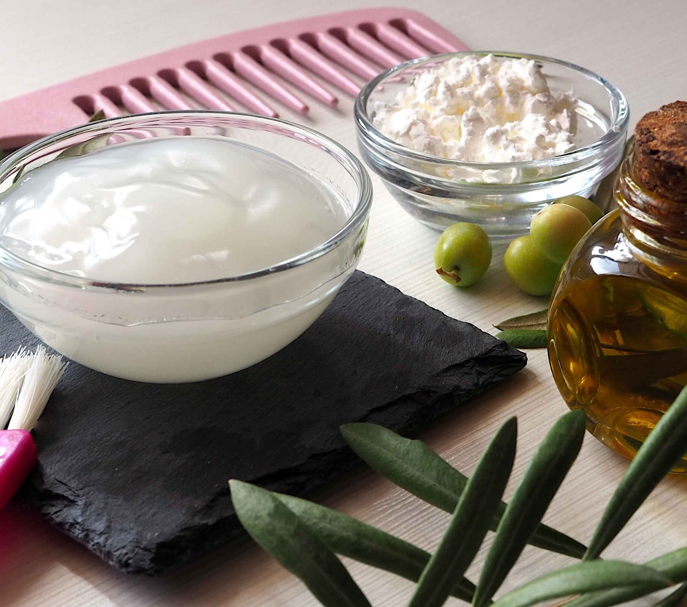 Image of How to Use a Hair Mask Correctly: 5 Dos and Don’ts for Smooth, Frizz-Free Hair