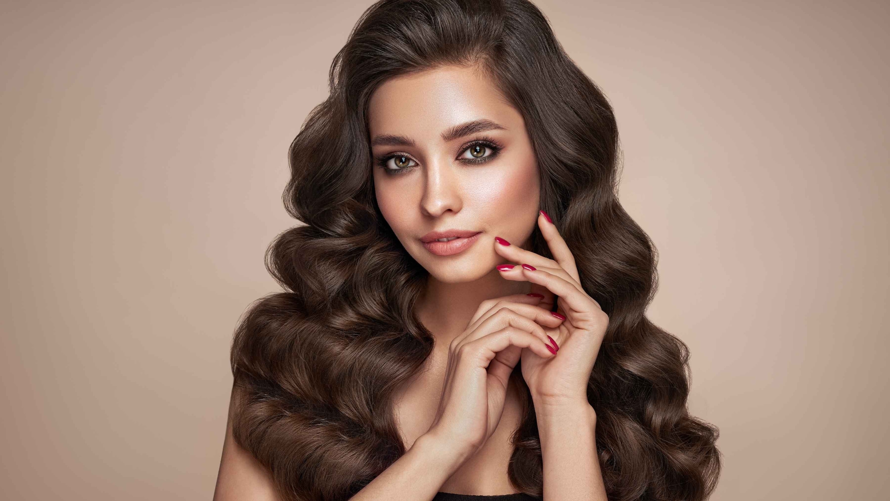 Image of How to Achieve Long-Lasting Makeup Look: A Step-by-Step Process